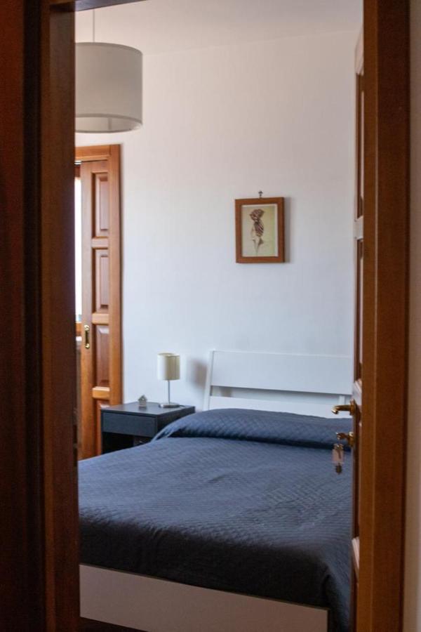 Villa Cipriano Minturno Exteriör bild